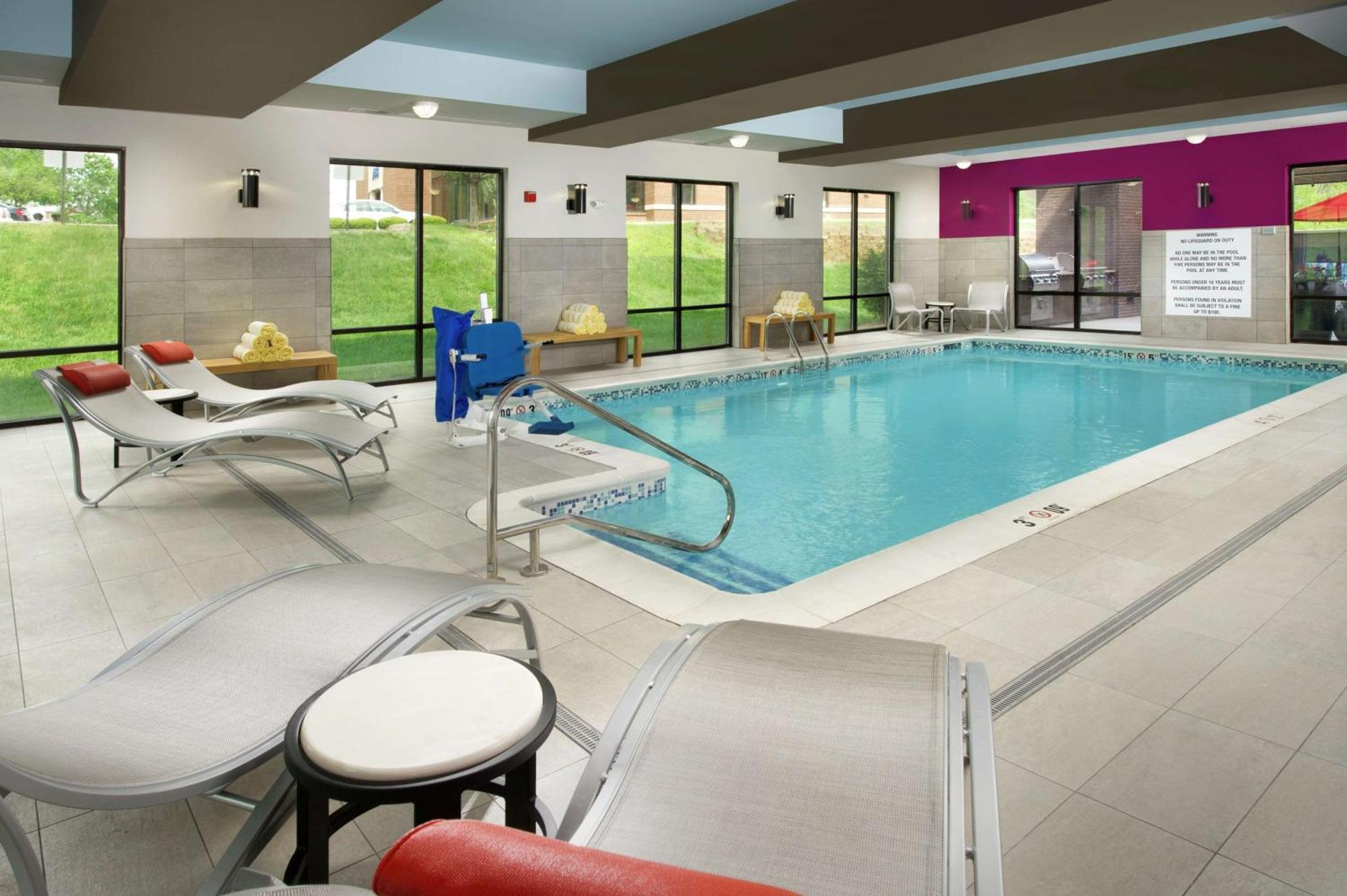 Hampton Inn Louisville East Hurstbourne Exterior foto